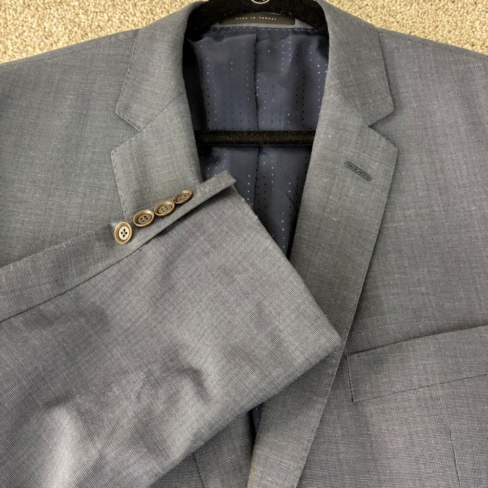 Hugo Boss Edison/Power Mens 42R Blue 100% Virgin Wool Two Button Blazer‎